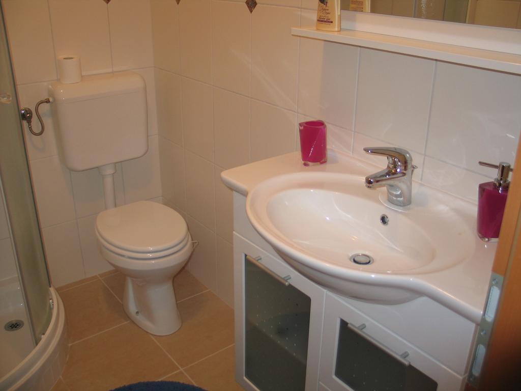 Prenocisca Angelin Hram, Tiny Apartments Markovec Extérieur photo