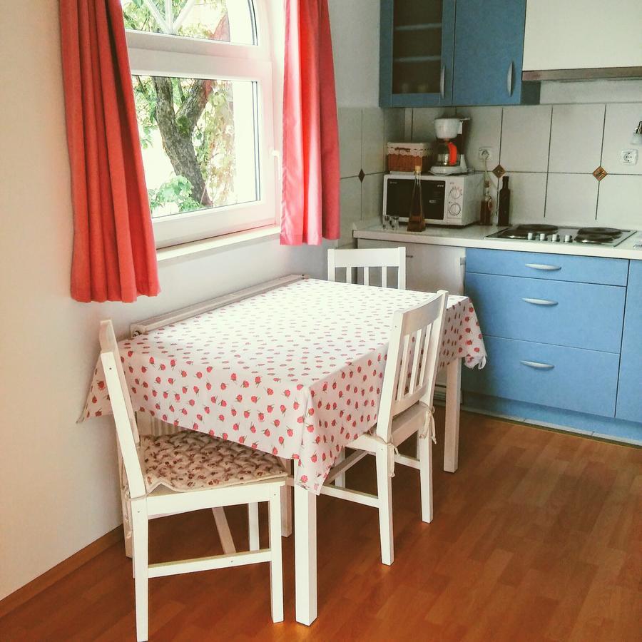 Prenocisca Angelin Hram, Tiny Apartments Markovec Extérieur photo